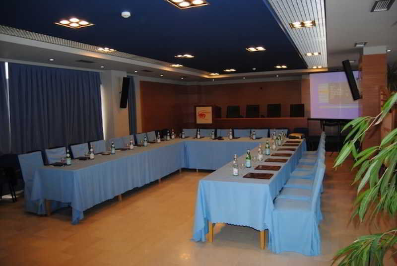 Aragosta Hotel & Restaurant Durrës Afaceri foto